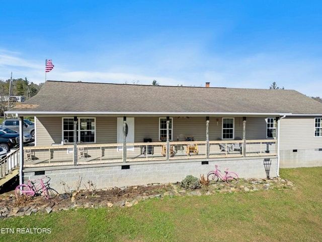 10389 Summer City Road, Spring City, TN 37381