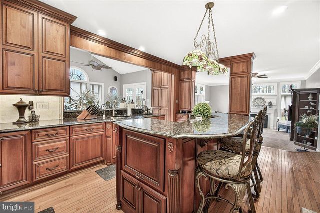 6434 BELLEVUE PL, Frederick, MD 21701