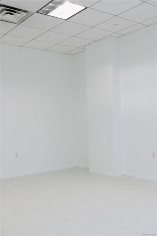 42-05 Parsons Boulevard C1, Flushing, NY 11355