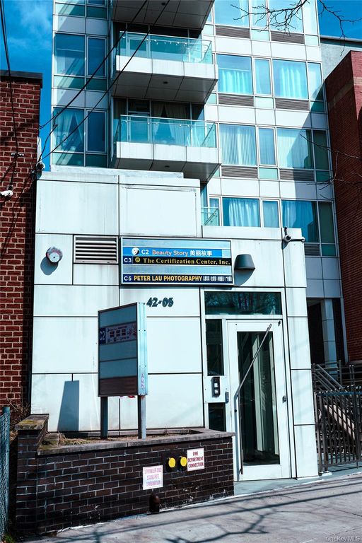 42-05 Parsons Boulevard C1, Flushing, NY 11355