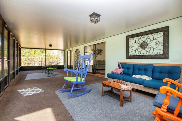 1606 LOGHILL PLACE, Brandon, FL 33510