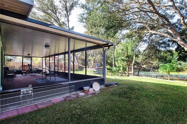 1606 LOGHILL PLACE, Brandon, FL 33510