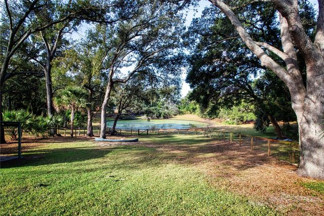 1606 LOGHILL PLACE, Brandon, FL 33510