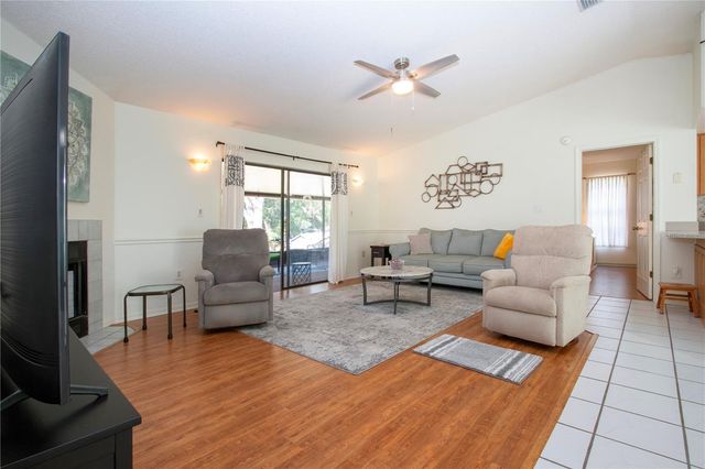 1606 LOGHILL PLACE, Brandon, FL 33510