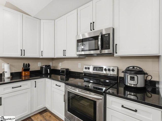 230 Mccall Road, Simpsonville, SC 29680