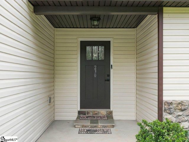 230 Mccall Road, Simpsonville, SC 29680