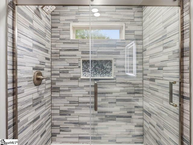 230 Mccall Road, Simpsonville, SC 29680