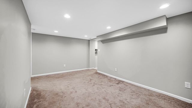 1234 River Terrace, Hobart, IN 46342