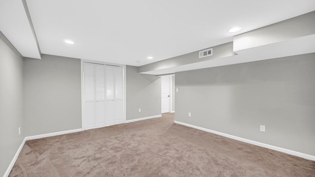 1234 River Terrace, Hobart, IN 46342