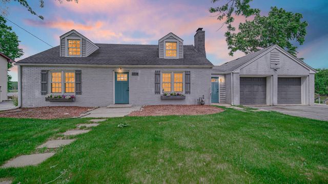 1234 River Terrace, Hobart, IN 46342