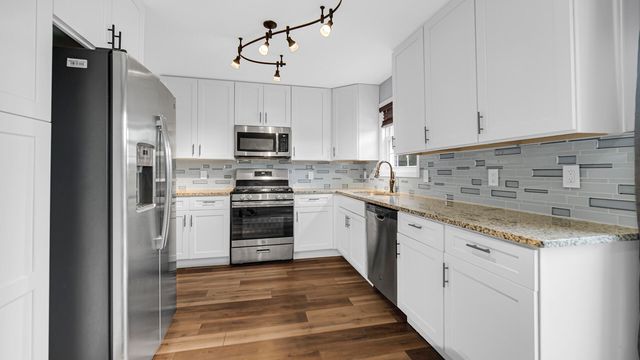 1234 River Terrace, Hobart, IN 46342