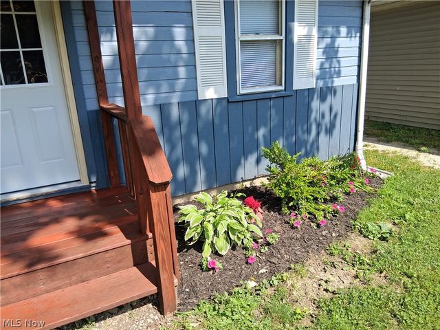 1555 Glenview Avenue, Madison, OH 44057