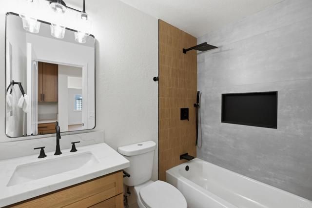 1219 Via San Jacinto, San Marcos, CA 92078