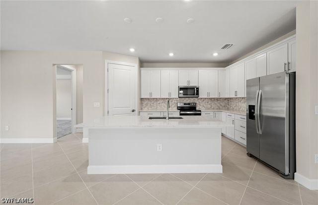 16621 Ash Grove LN, Alva, FL 33920