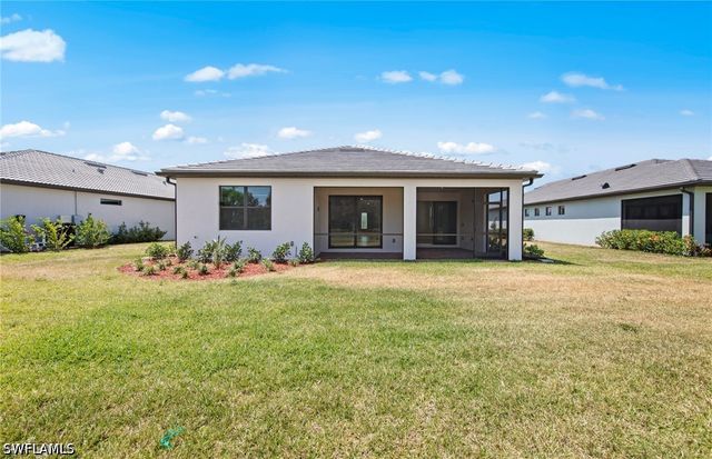 16621 Ash Grove LN, Alva, FL 33920
