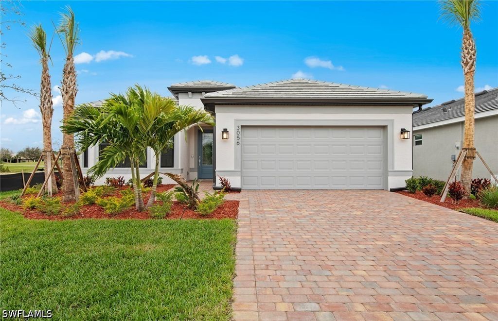 16621 Ash Grove LN, Alva, FL 33920