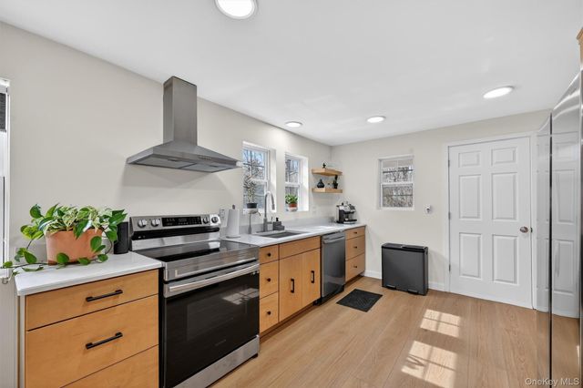 7 Fayer Court, Phillipsport, NY 12790