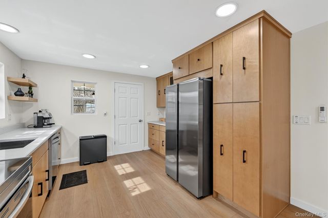 7 Fayer Court, Phillipsport, NY 12790