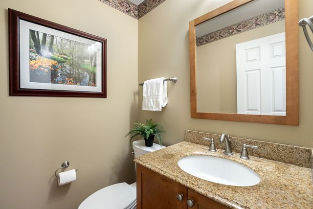 18101 W Hampshire Drive, Gurnee, IL 60031