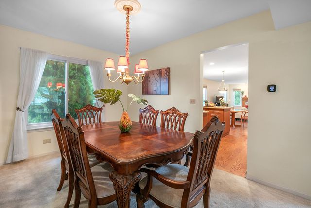 18101 W Hampshire Drive, Gurnee, IL 60031