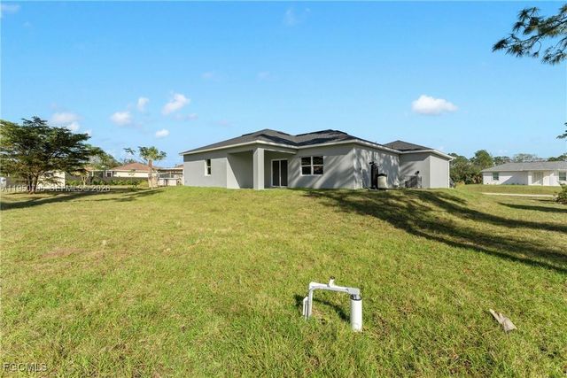 164 Thorton Ave S, Lehigh Acres, FL 33974