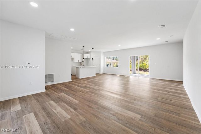 164 Thorton Ave S, Lehigh Acres, FL 33974