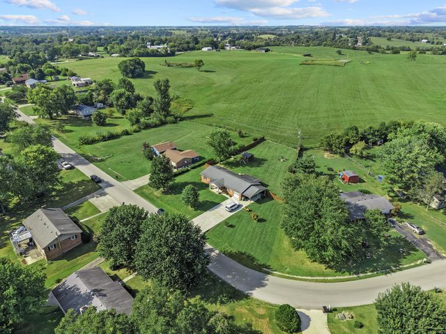 123 Mountain View Drive, Berea, KY 40403