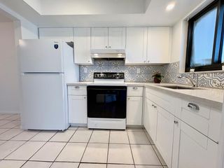 305 SE 9th Avenue 13, Pompano Beach, FL 33060
