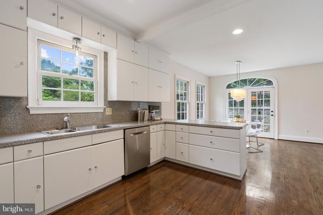 5313 MASSACHUSETTS AVE, Bethesda, MD 20816