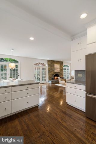 5313 MASSACHUSETTS AVE, Bethesda, MD 20816