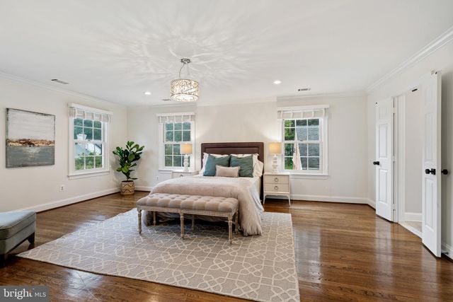 5313 MASSACHUSETTS AVE, Bethesda, MD 20816