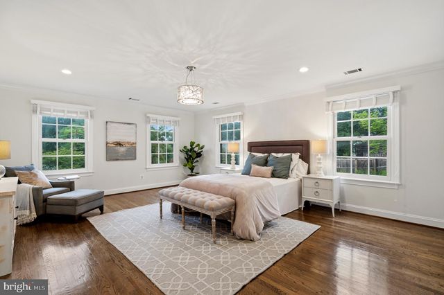 5313 MASSACHUSETTS AVE, Bethesda, MD 20816