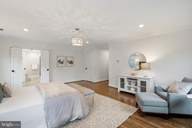 5313 MASSACHUSETTS AVE, Bethesda, MD 20816