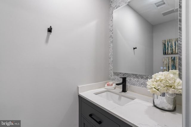 5313 MASSACHUSETTS AVE, Bethesda, MD 20816