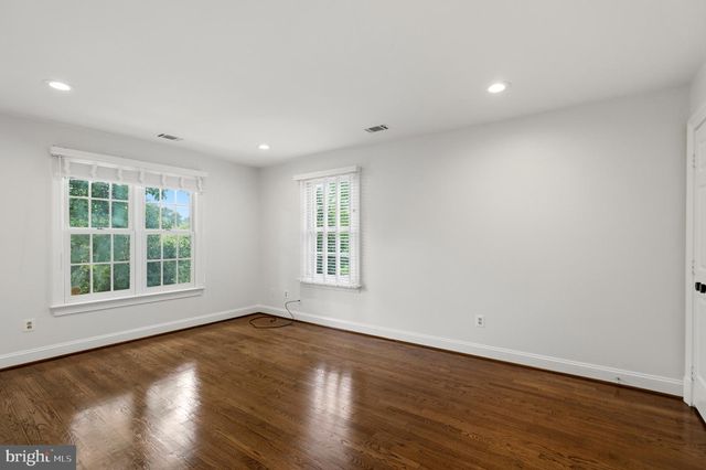 5313 MASSACHUSETTS AVE, Bethesda, MD 20816