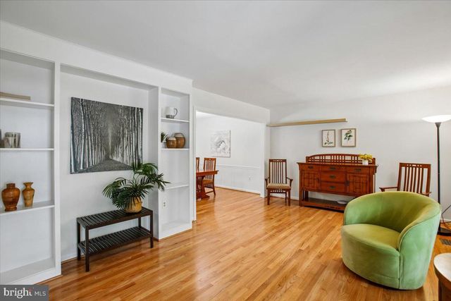 9205 MACSWAIN PL, Springfield, VA 22153