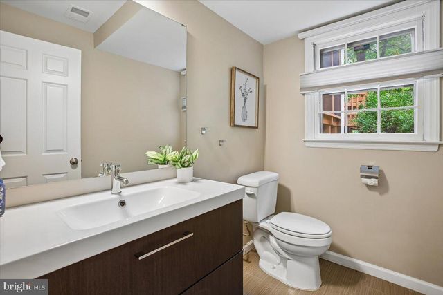 9205 MACSWAIN PL, Springfield, VA 22153