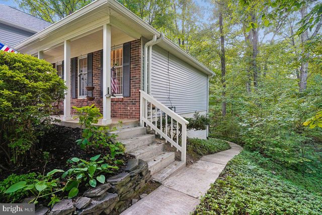 9205 MACSWAIN PL, Springfield, VA 22153