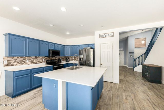 1677 E DIEGO Drive, Casa Grande, AZ 85122