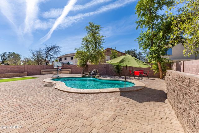 1677 E DIEGO Drive, Casa Grande, AZ 85122