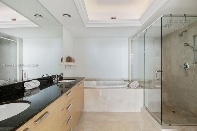 1830 S Ocean Dr 4204, Hallandale Beach, FL 33009