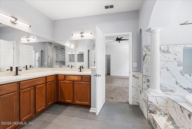 11167 LIMERICK Drive, Jacksonville, FL 32221