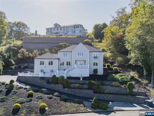 207 Eileen Drive, Cedar Grove, NJ 07009