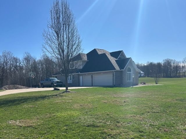 3405 Hastings Newville, Mansfield, OH 44903