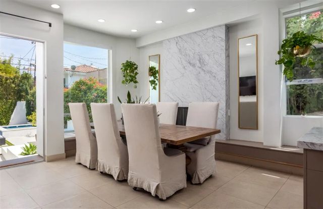 808 N La Jolla Avenue, Los Angeles, CA 90046