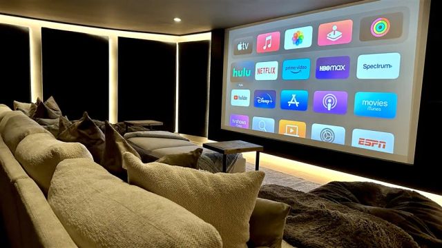 808 N La Jolla Avenue, Los Angeles, CA 90046