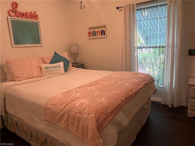 3142 Mercury LN, North Fort Myers, FL 33903