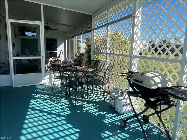 3142 Mercury LN, North Fort Myers, FL 33903