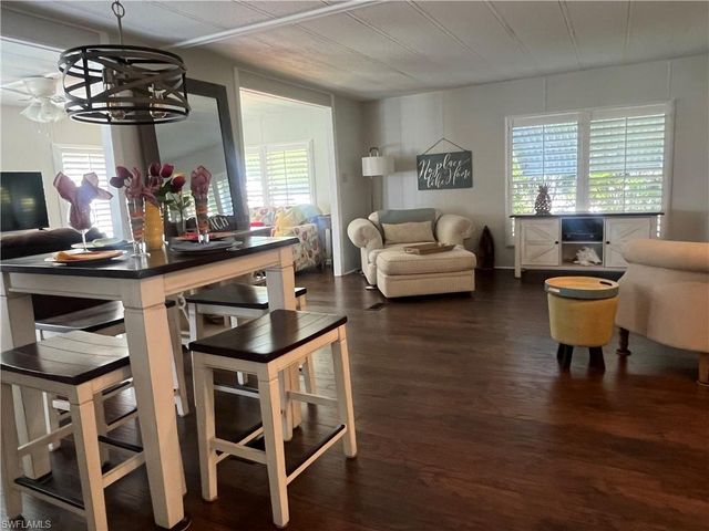 3142 Mercury LN, North Fort Myers, FL 33903