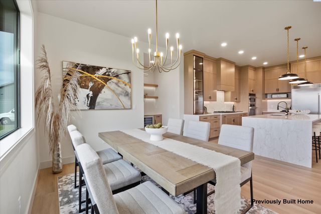 12407 Furlong Ln, Kennewick, WA 99338